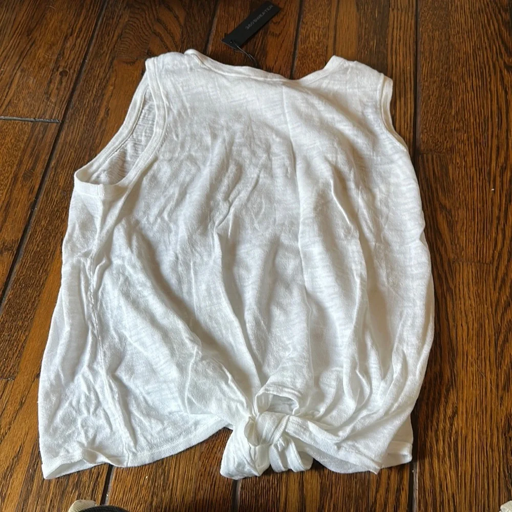 Tank top - Picture 1 of 1
